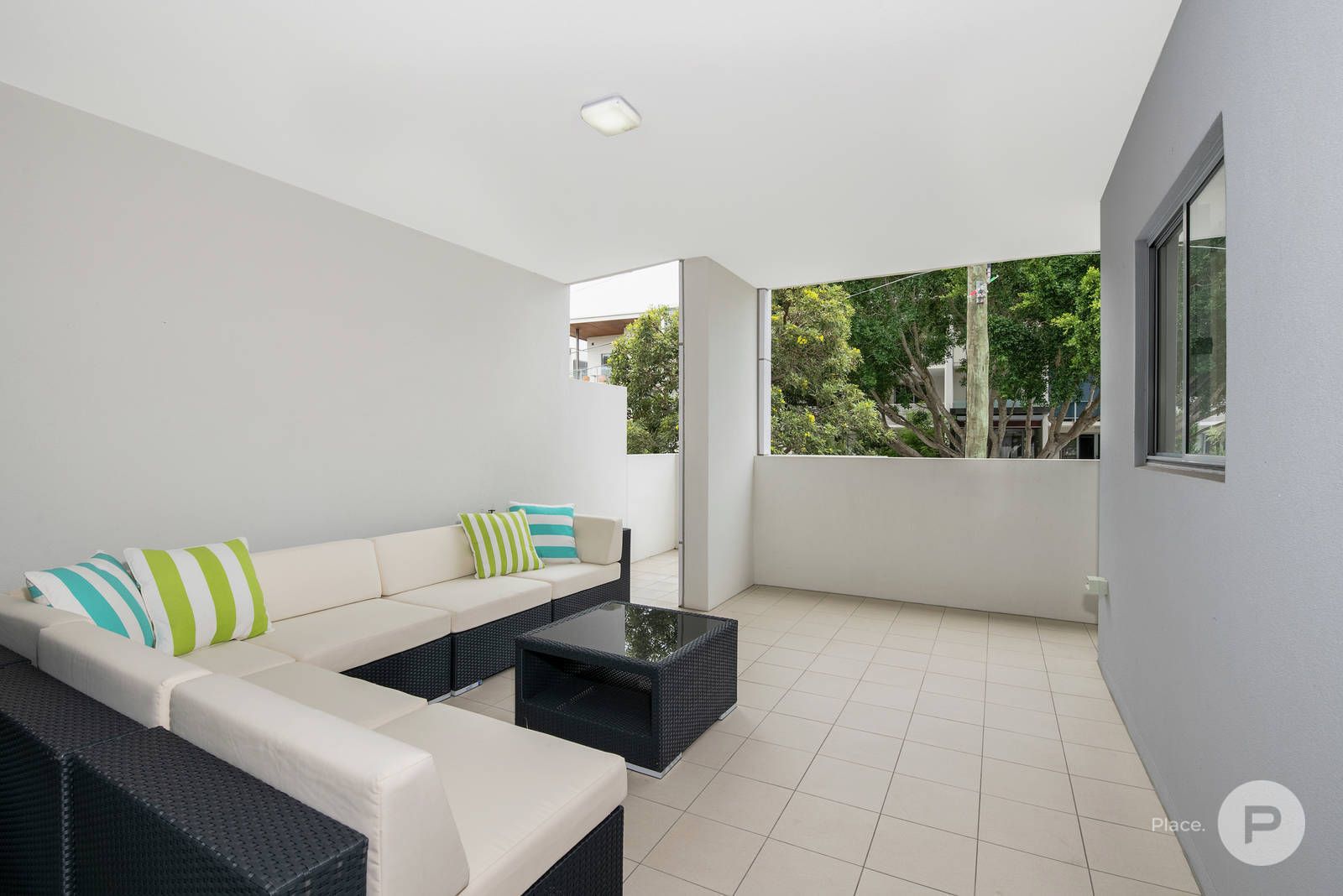 1/15 Barramul Street, Bulimba QLD 4171, Image 0