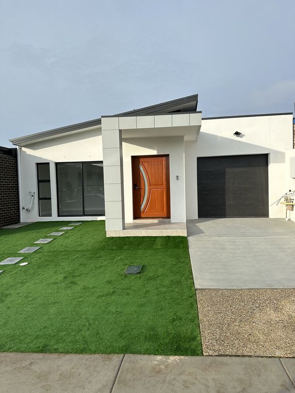 9 Cobden Street, Taylor ACT 2913 House For Rent Domain