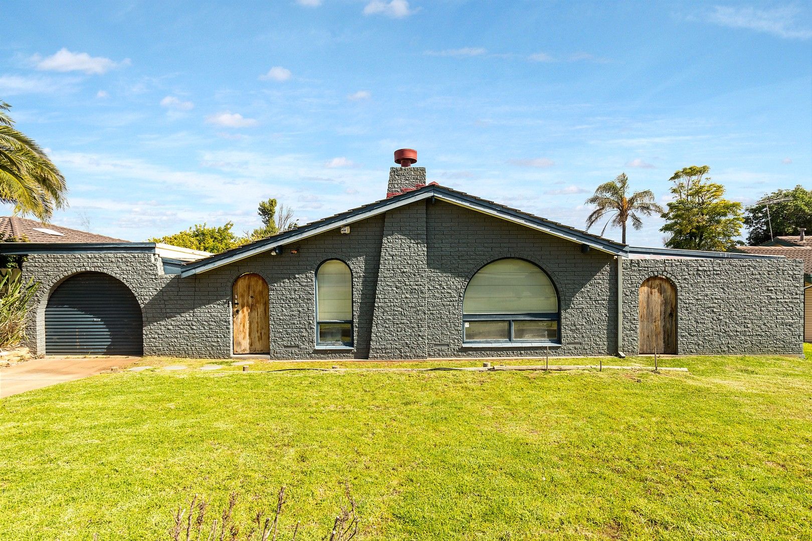 211 The Cove Road, Hallett Cove SA 5158, Image 0