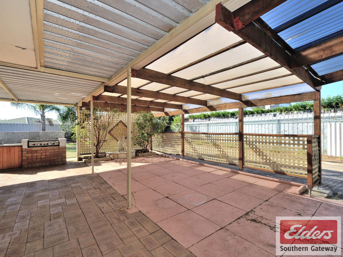 9 Warner Road, Parmelia WA 6167, Image 1