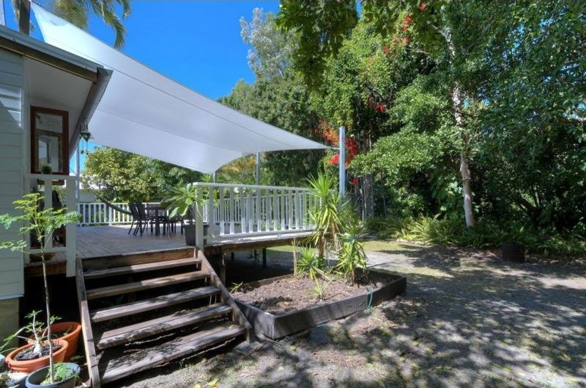 11 Coral Drive, Port Douglas QLD 4877, Image 2