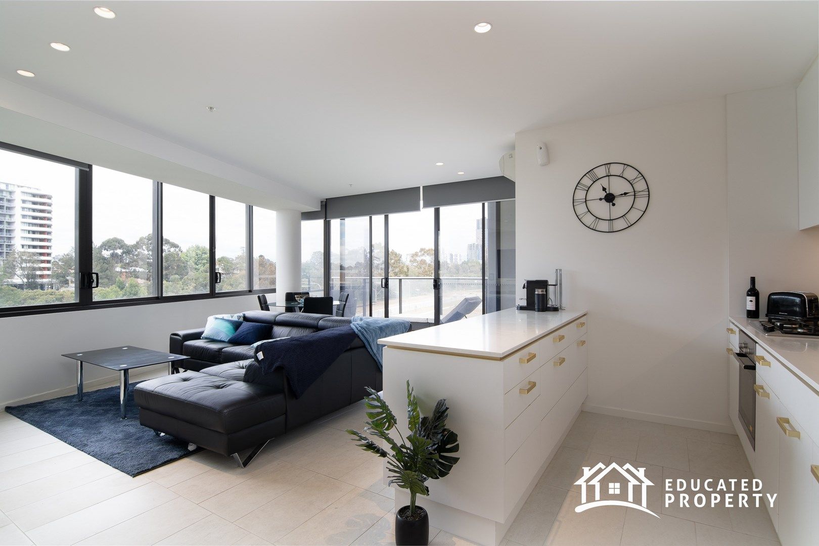 2 bedrooms Apartment / Unit / Flat in 206C/3 Broughton Street PARRAMATTA NSW, 2150