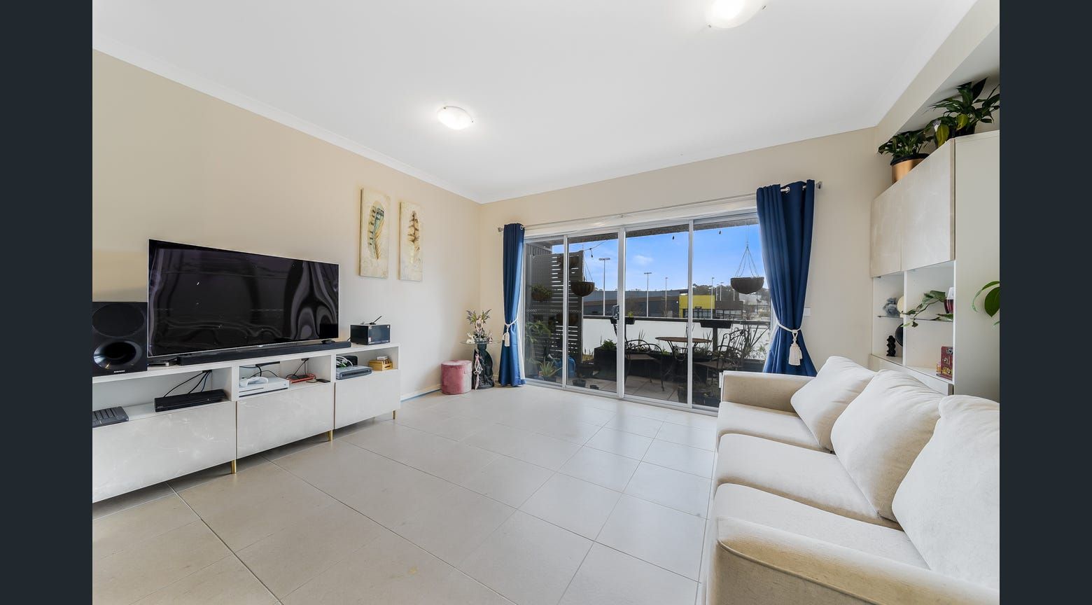 2 bedrooms Apartment / Unit / Flat in 10 Rocket Lane CRANBOURNE NORTH VIC, 3977
