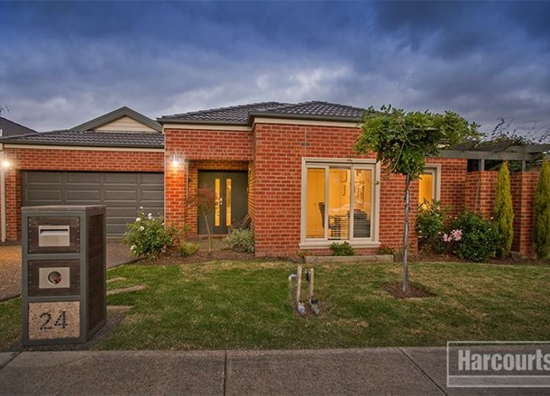 24 Rose Garden Avenue, Officer VIC 3809