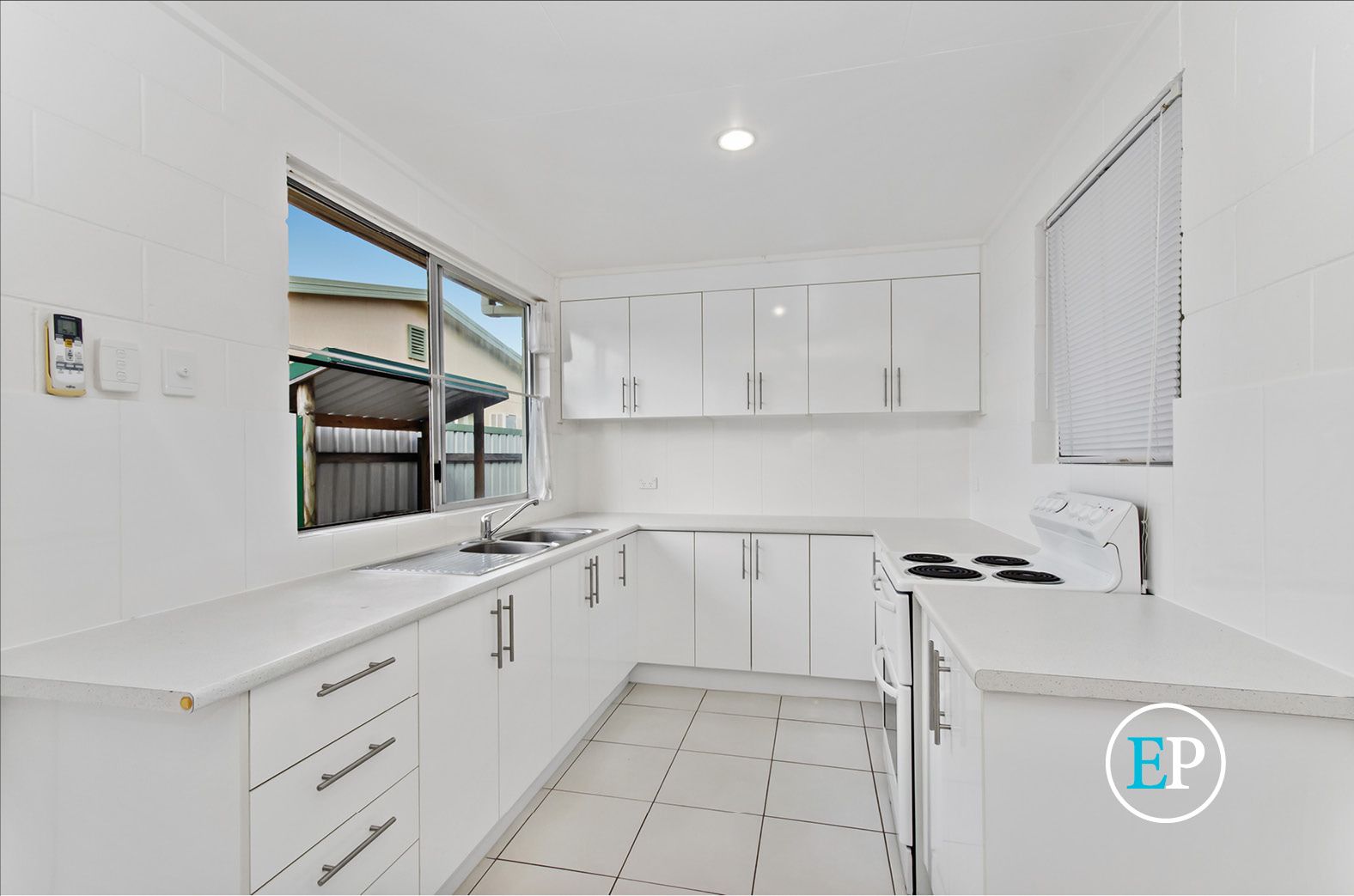 21 Carr Crescent, Lucinda QLD 4850, Image 2