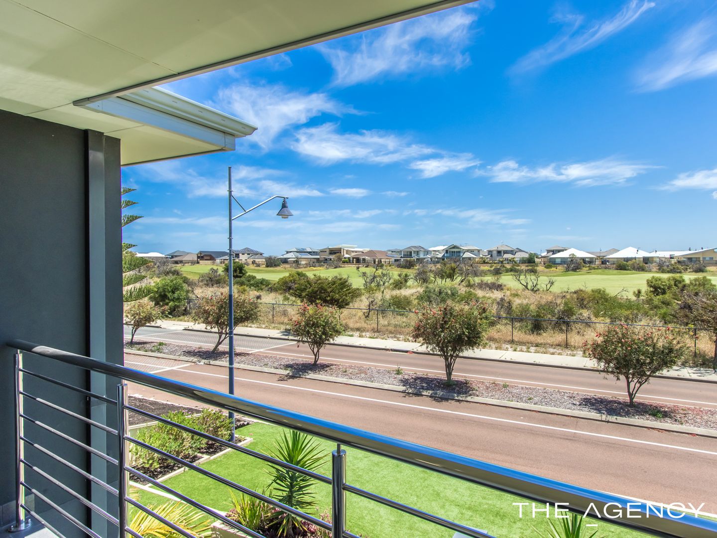 68 Bancoura Parkway, Secret Harbour WA 6173, Image 2