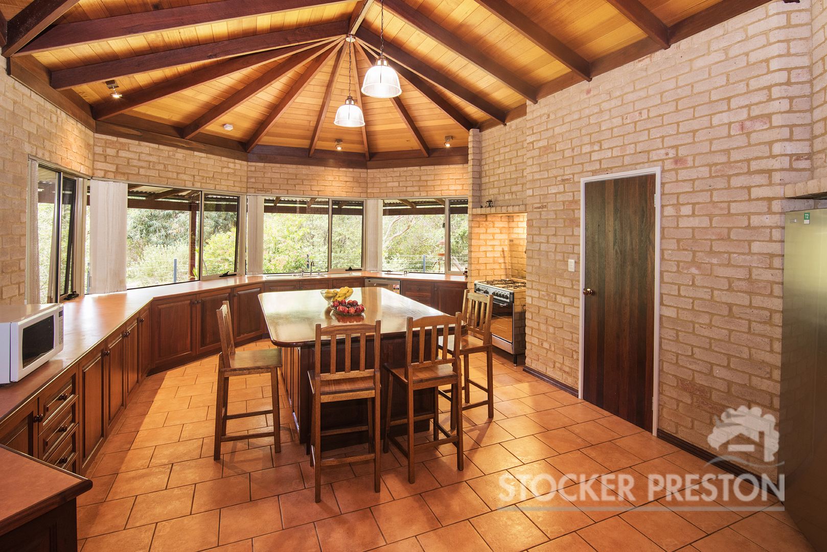 2 Yalgardup Place, Margaret River WA 6285, Image 1