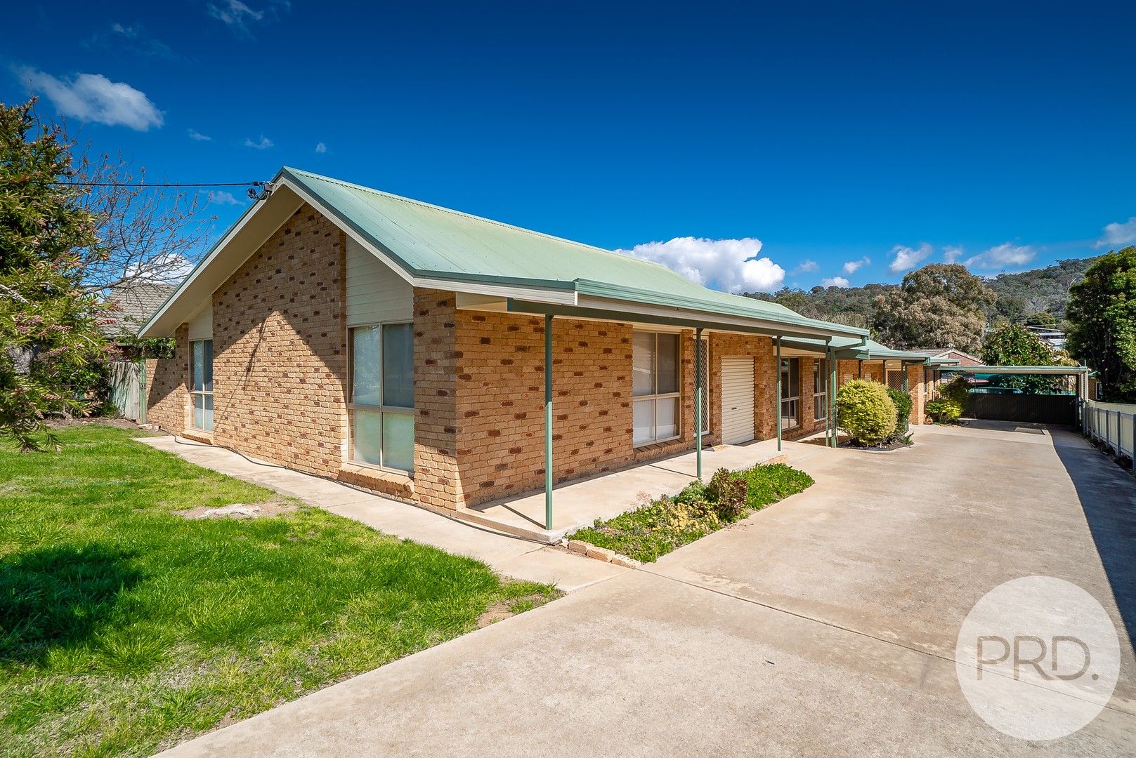 2 bedrooms Apartment / Unit / Flat in 1/40 Kilpatrick Street KOORINGAL NSW, 2650