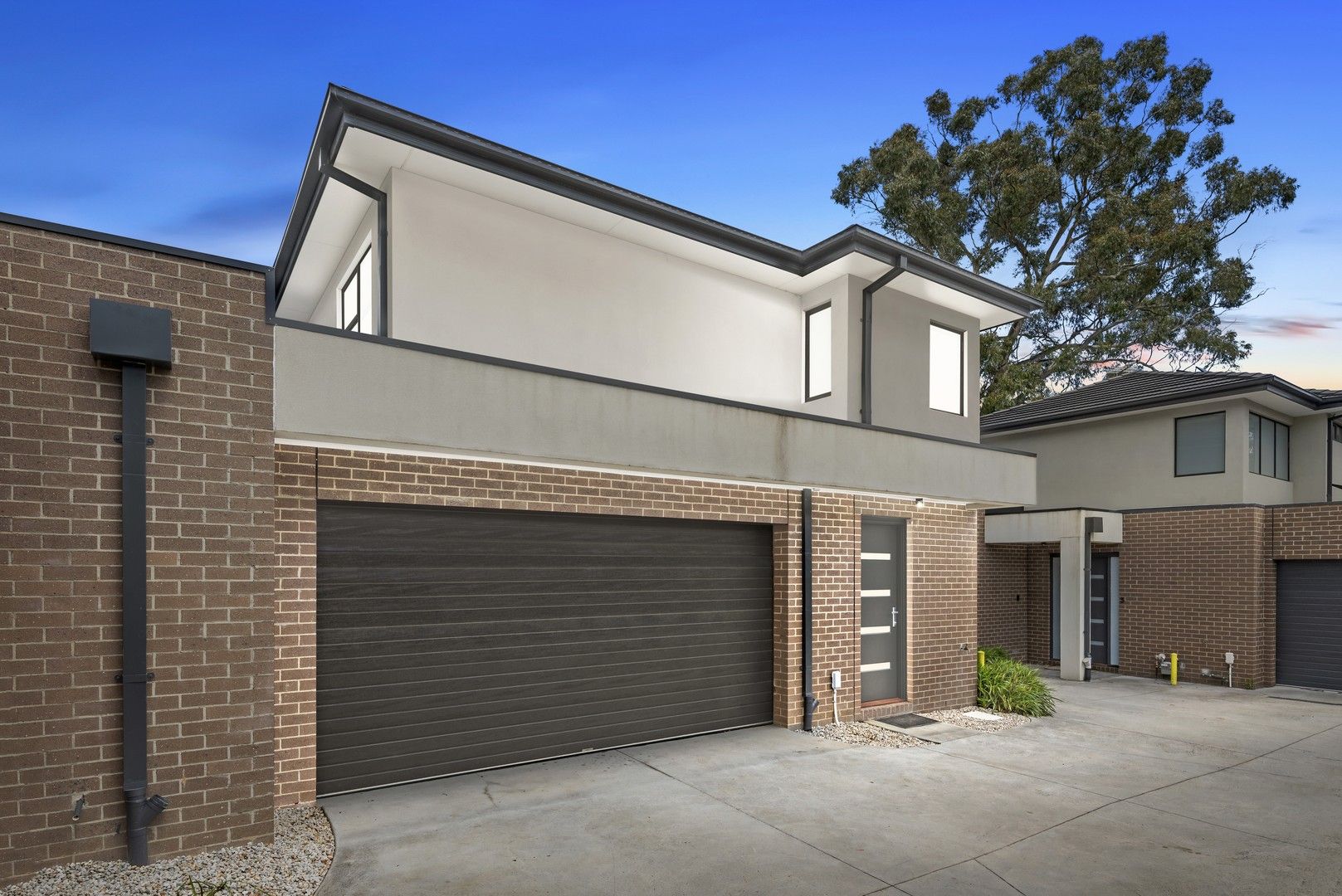 3 bedrooms Townhouse in 2/20 Clyde Street FERNTREE GULLY VIC, 3156