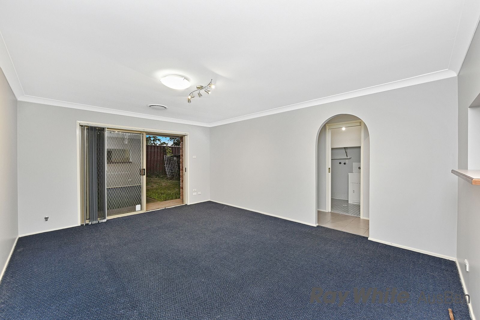 16/35 Bougainville Road, Glenfield NSW 2167, Image 2