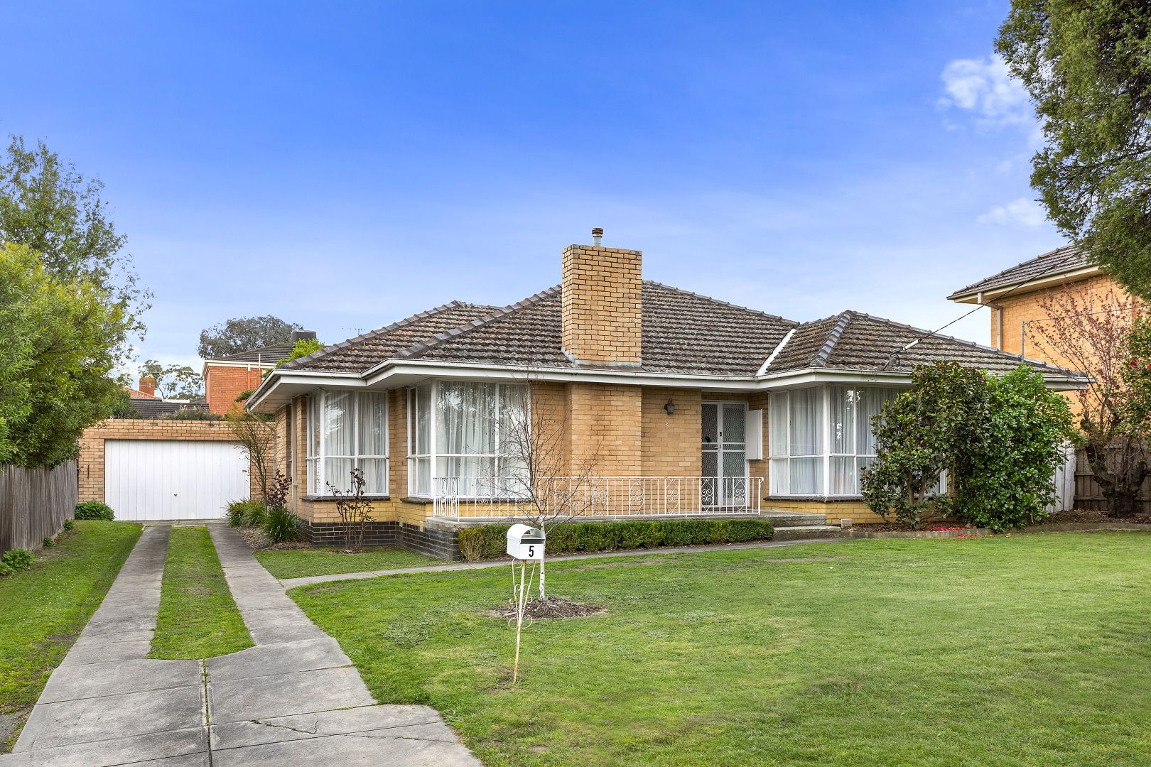 5 Burilla Avenue, Doncaster VIC 3108, Image 2