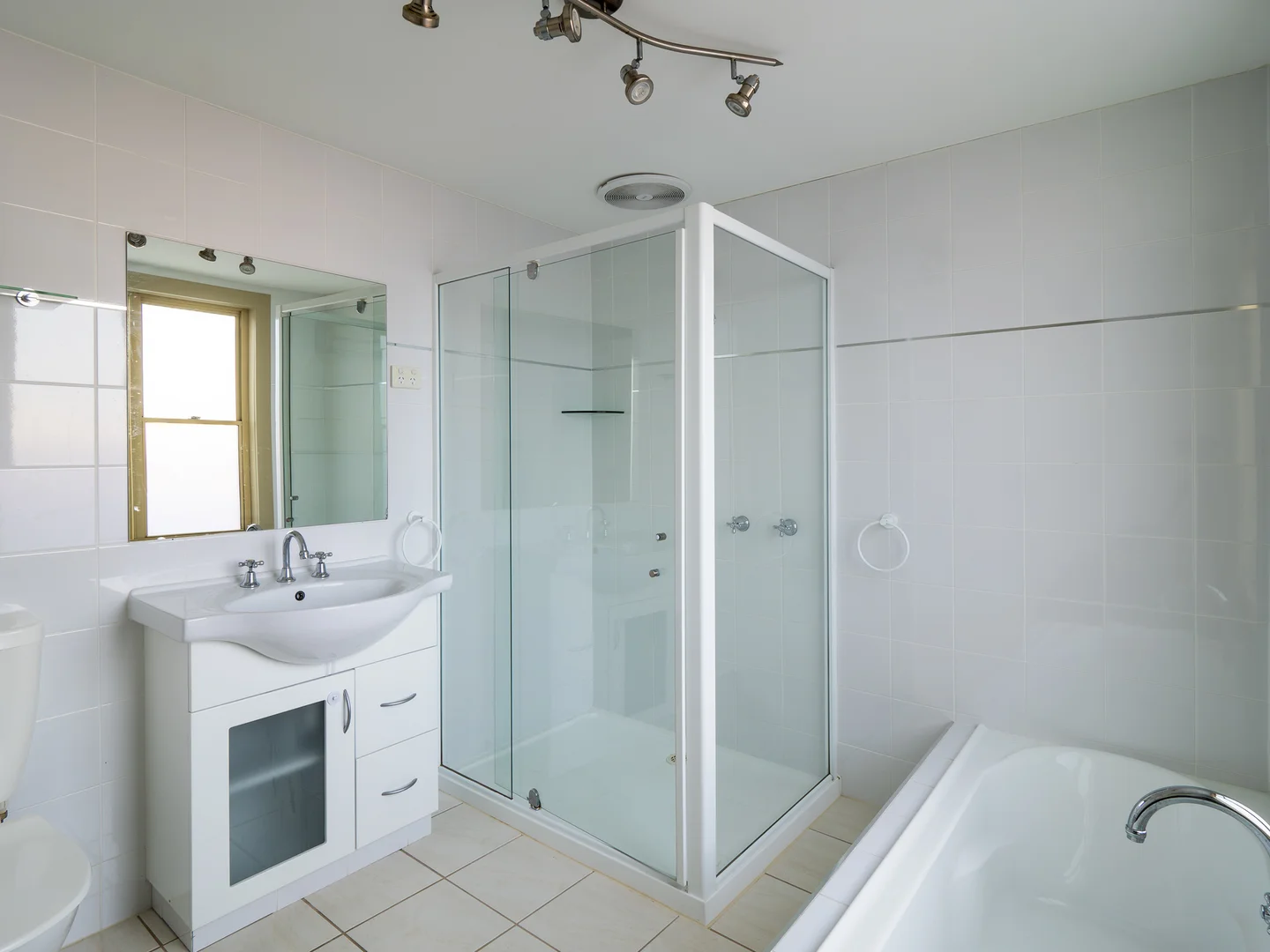 4 Hoffman Street, Midway Point TAS 7171 - House For Rent | Domain