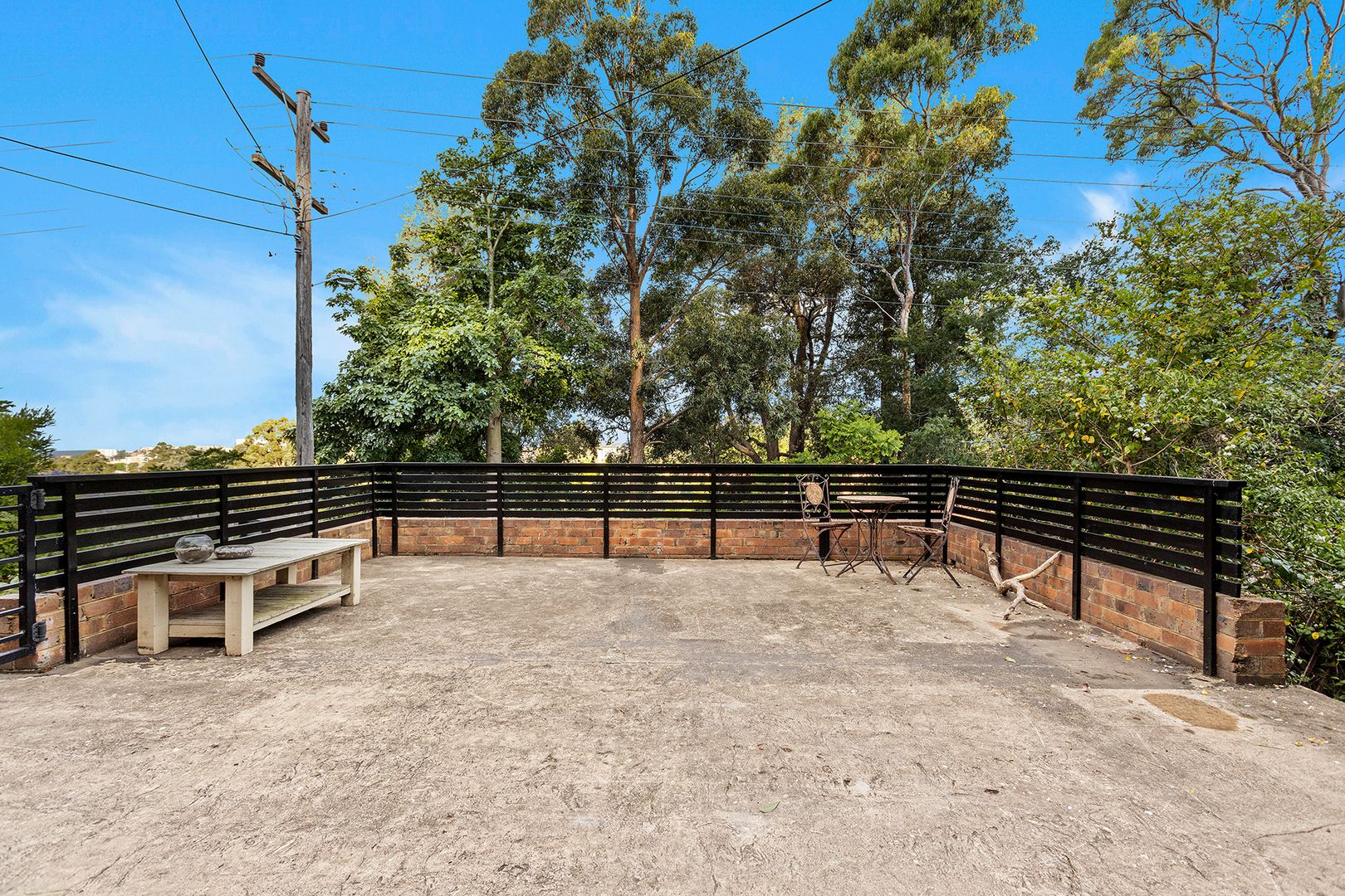 30 Woodlawn Avenue, Mangerton NSW 2500, Image 1