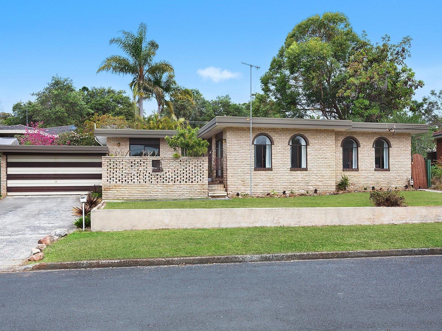 8 Loxton Avenue, Wamberal NSW 2260, Image 0