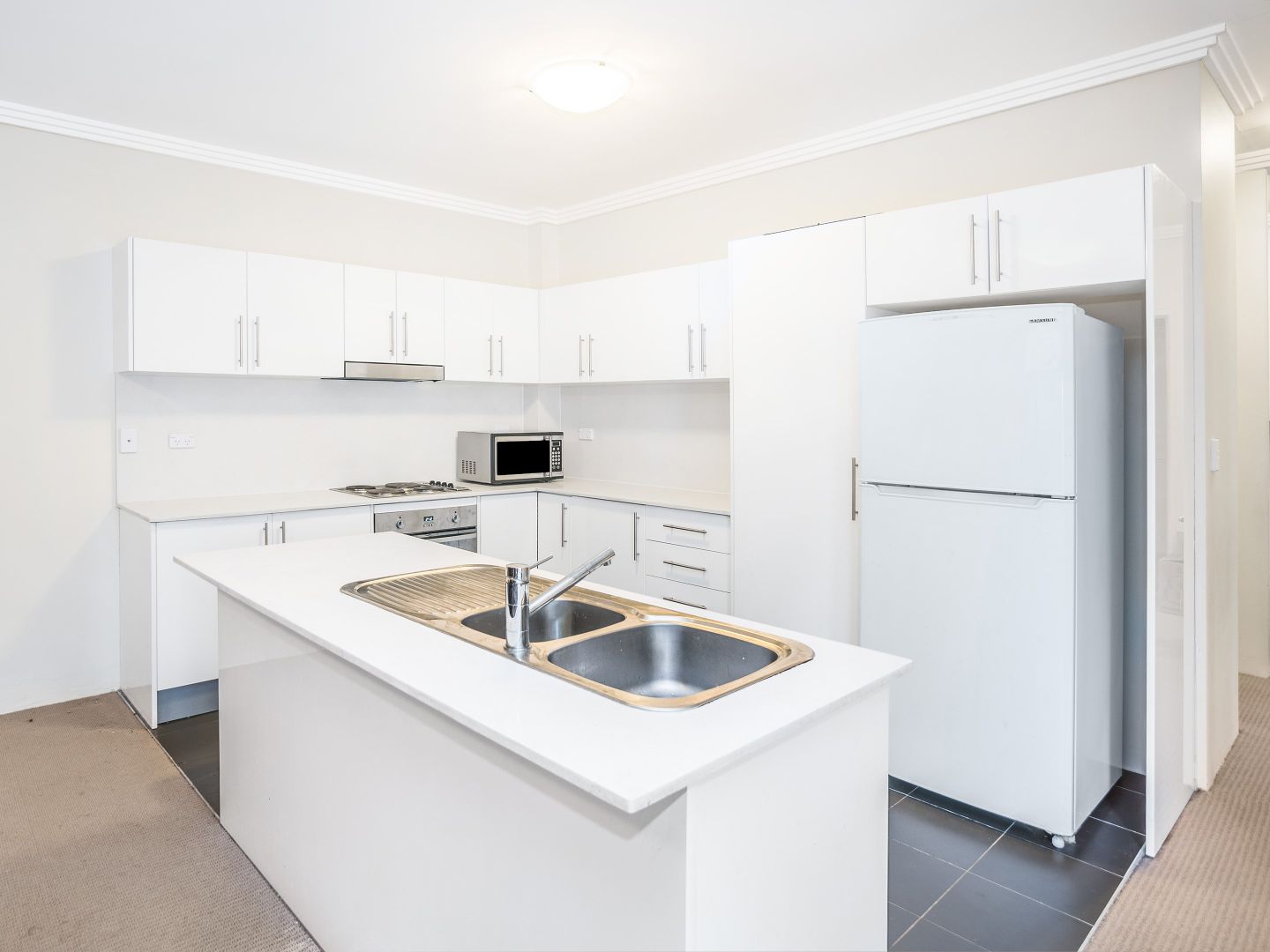 15/15 Stuart Street, Helensburgh NSW 2508, Image 2