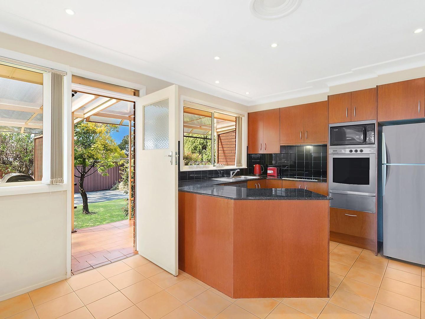 2 Cox Place, Gymea NSW 2227, Image 2