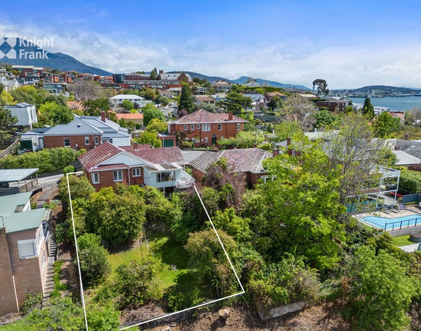 14 Braeside Crescent, Sandy Bay TAS 7005