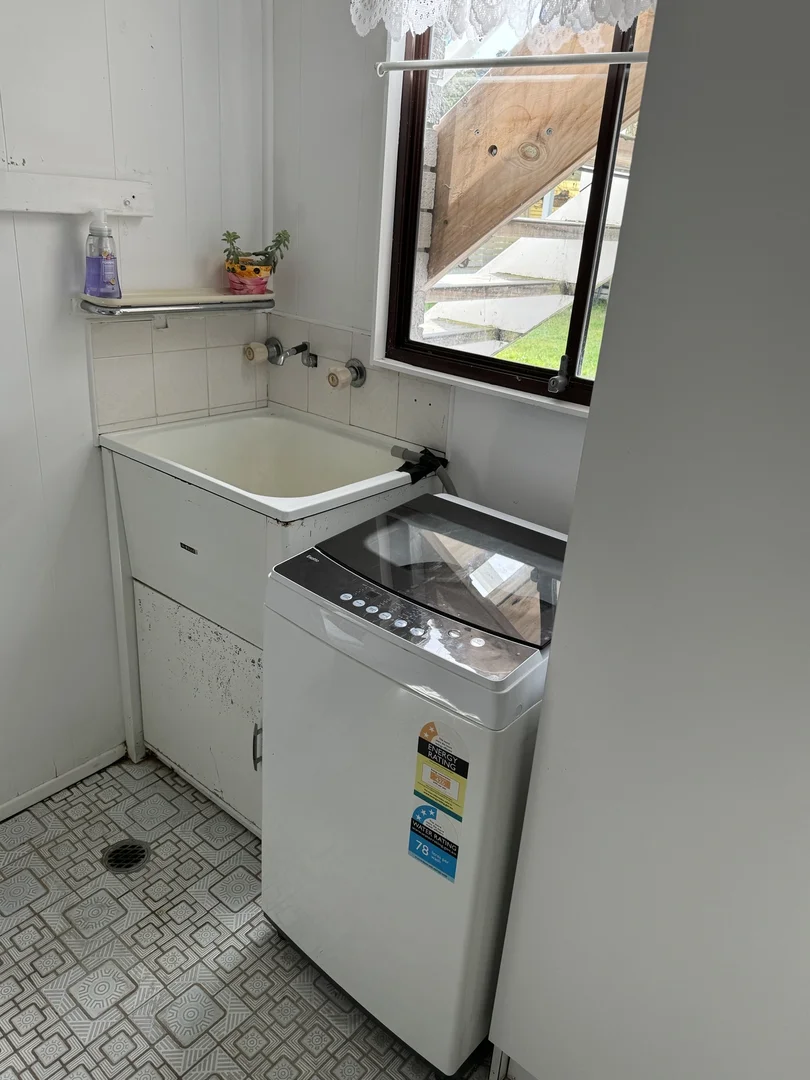 Additional image 8 of Rooms/11 Black Swan Street, Berkeley Vale NSW 2261