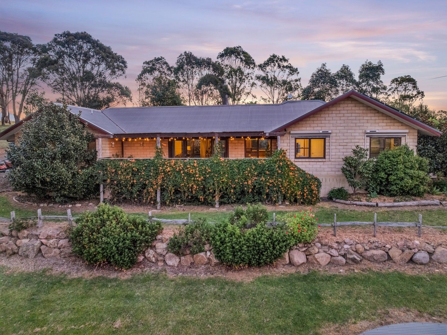 5 bedrooms Acreage / Semi-Rural in 2 Gubburra Lane WOLUMLA NSW, 2550