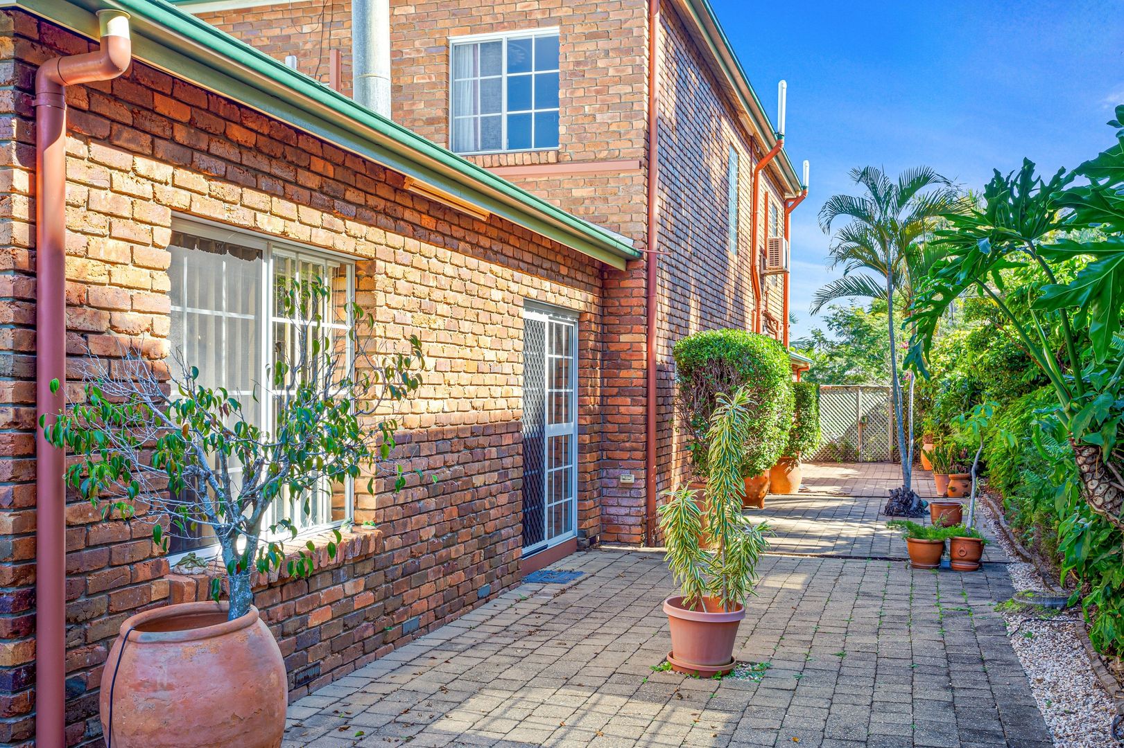 11 Beaconsfield Terrace, The Range QLD 4700, Image 2