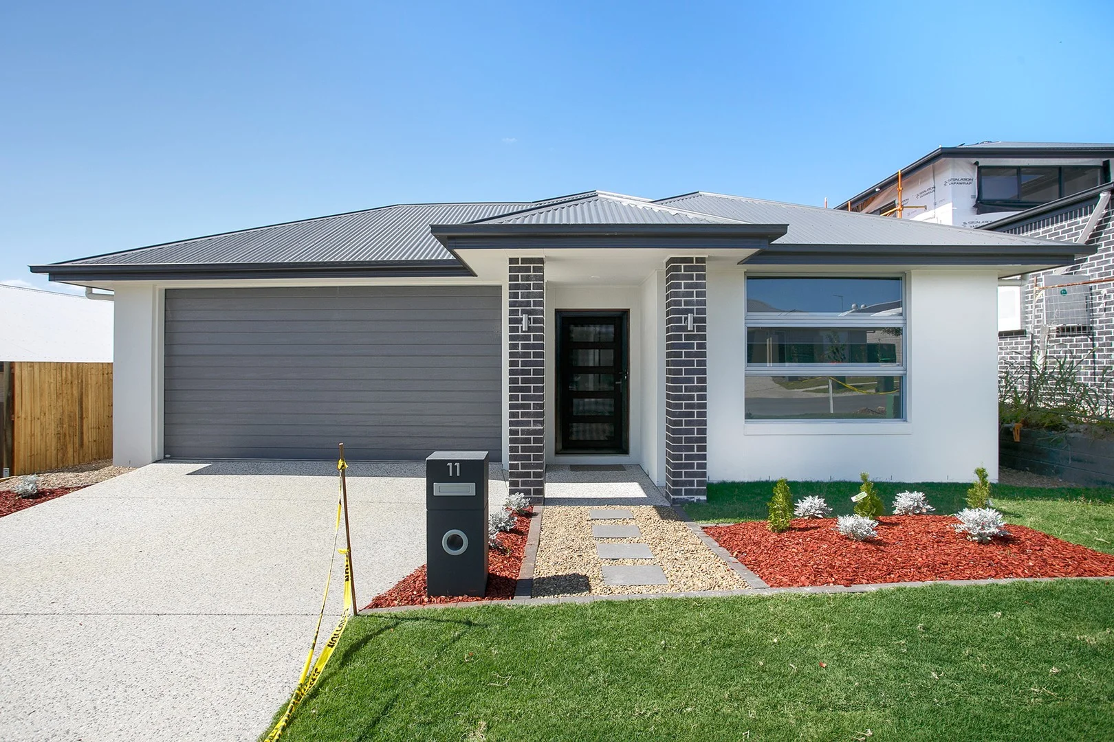 11 Macintyre Street, South Ripley QLD 4306