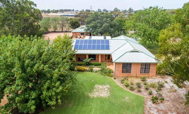 23 Charmere Place, Dubbo NSW 2830