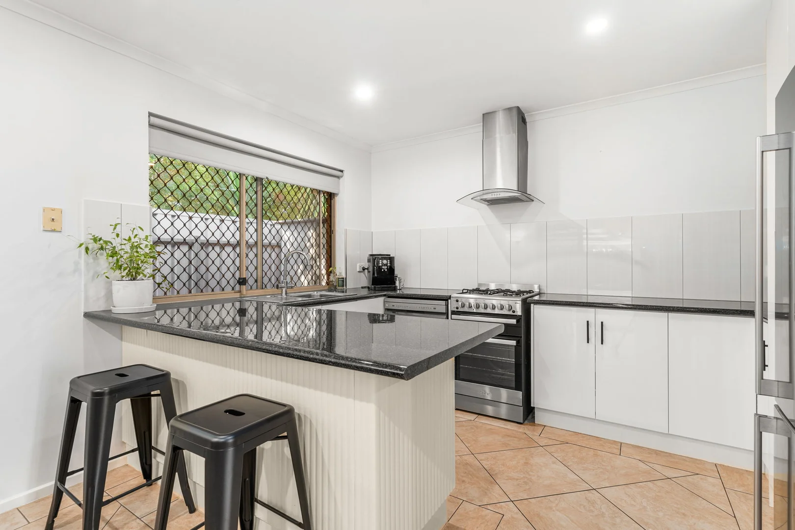 Additional image 5 of 10/306 Victoria Road, Largs North SA 5016