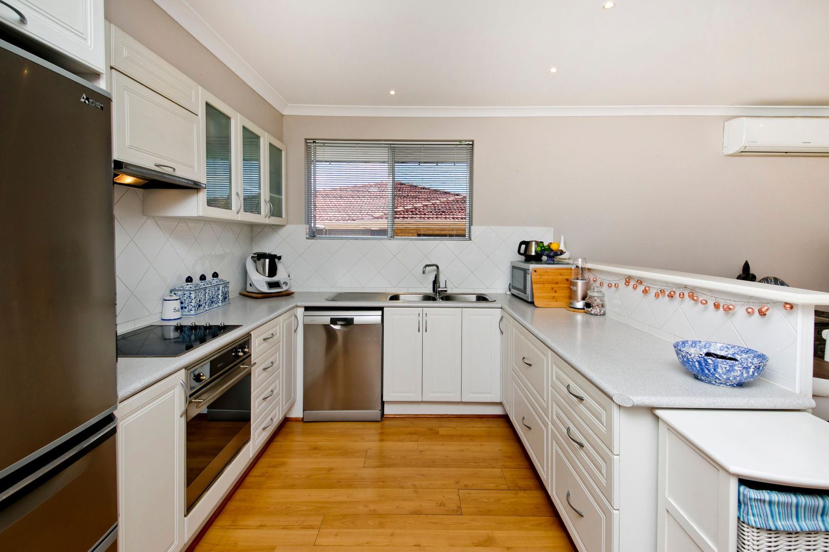 1/49 Satellite Place, Carlisle WA 6101, Image 1