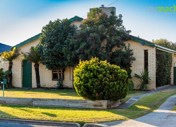 360 Shirleen Crescent, Lavington NSW 2641