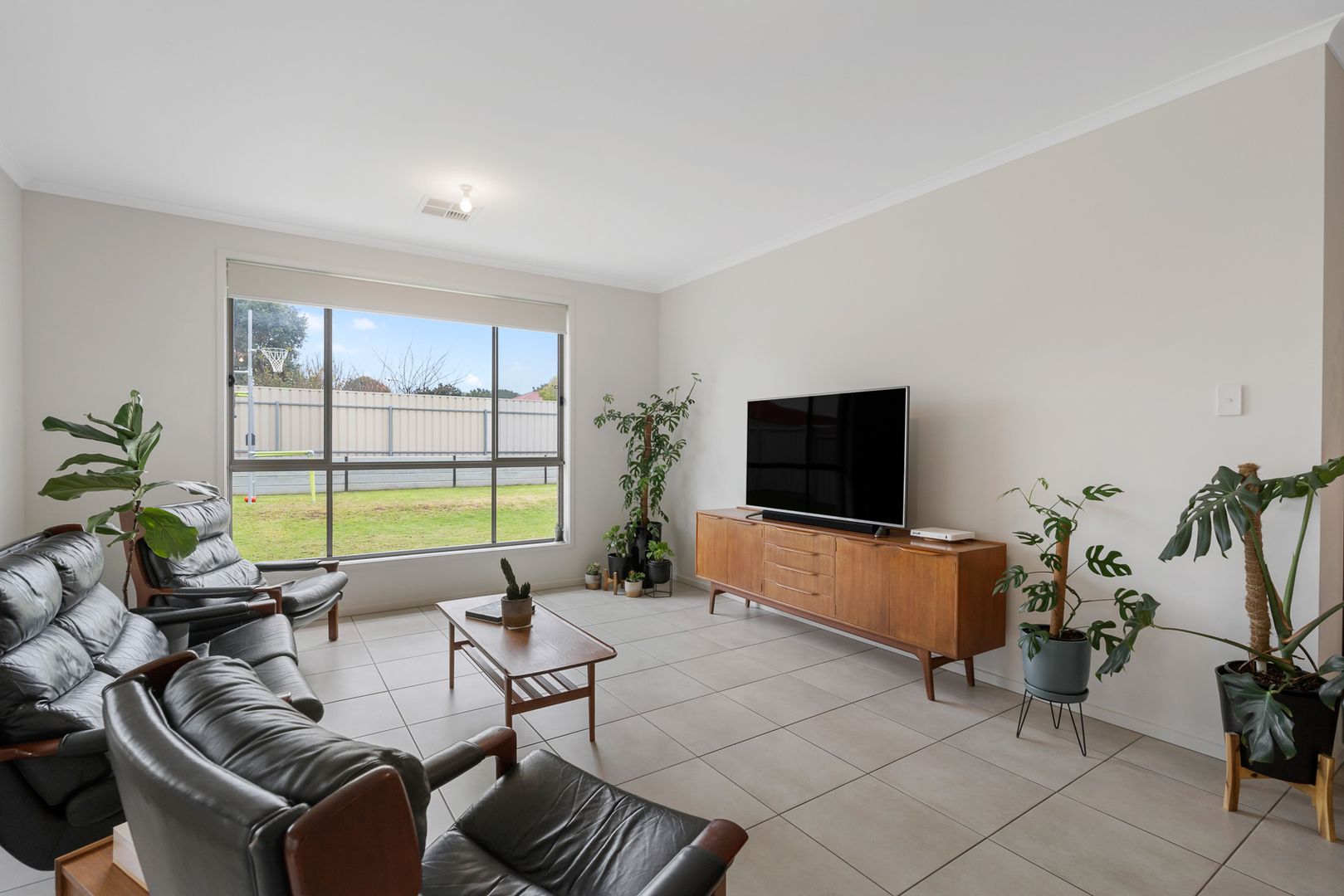 14 Beaumont Court, Mount Compass SA 5210, Image 2