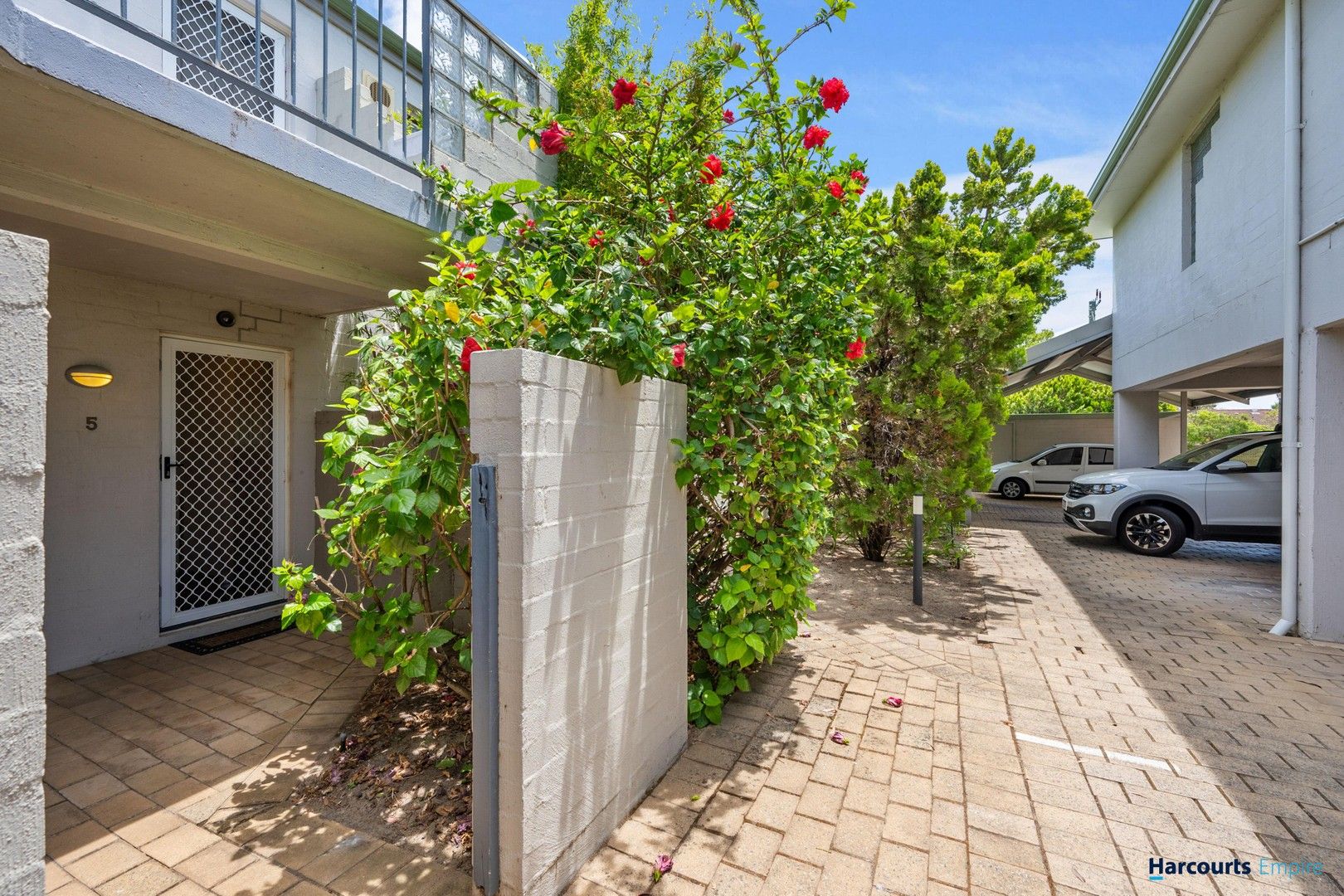 2 bedrooms Apartment / Unit / Flat in 5/2 Waterway Court CHURCHLANDS WA, 6018
