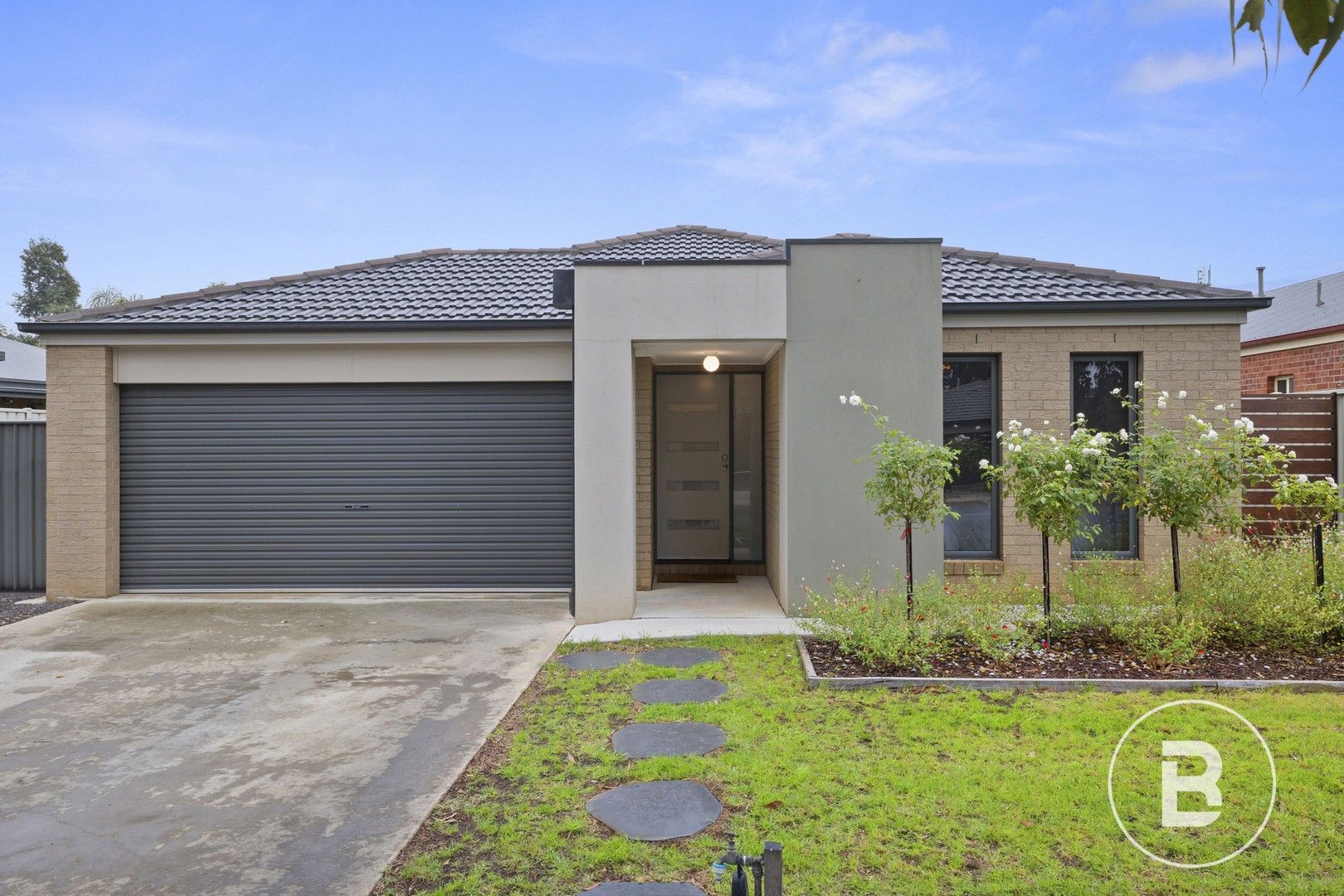 3 bedrooms House in 19 Elandra Drive ASCOT VIC, 3551