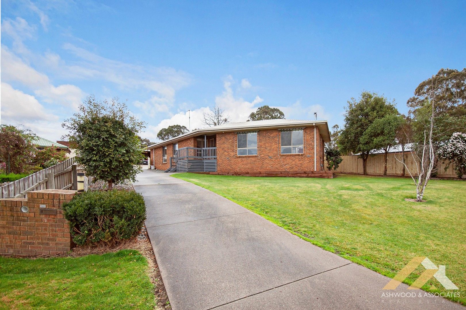 3 bedrooms House in 11 Mitchell Views WY YUNG VIC, 3875