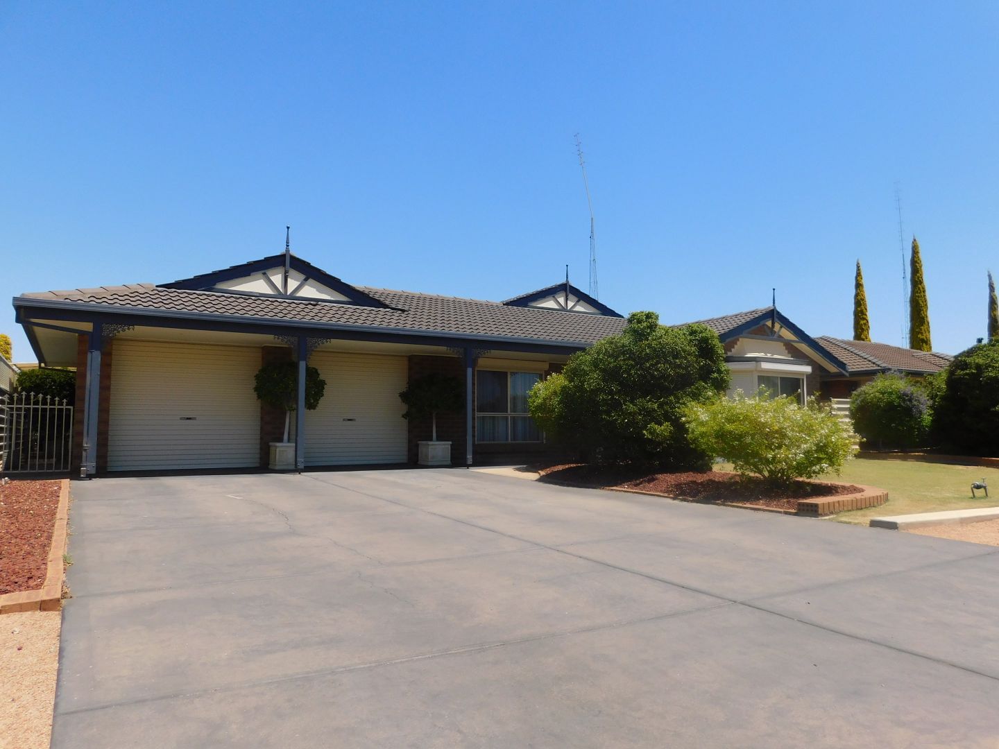 8 Vivian Court, Port Pirie SA 5540, Image 1