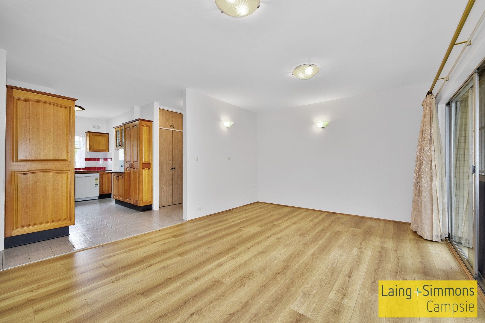 2 bedrooms Apartment / Unit / Flat in 2/41 First Avenue CAMPSIE NSW, 2194