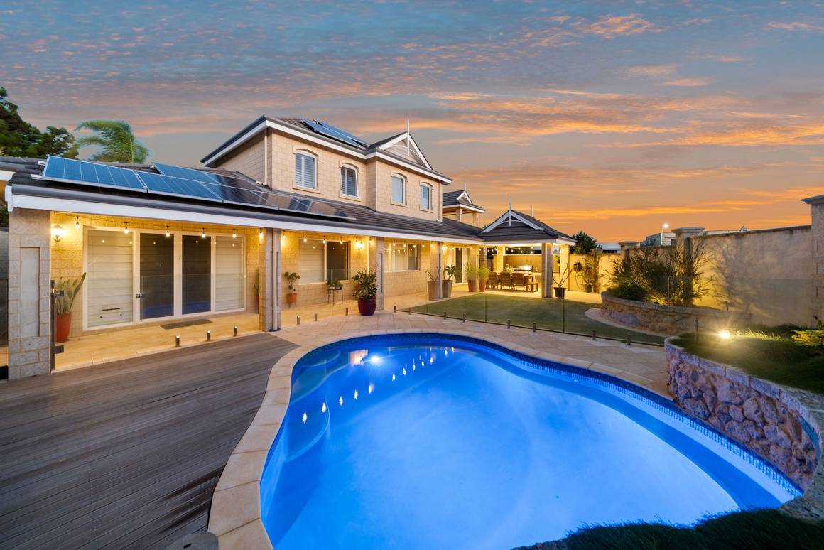 Picture of 8 Minden Rise, SORRENTO WA 6020