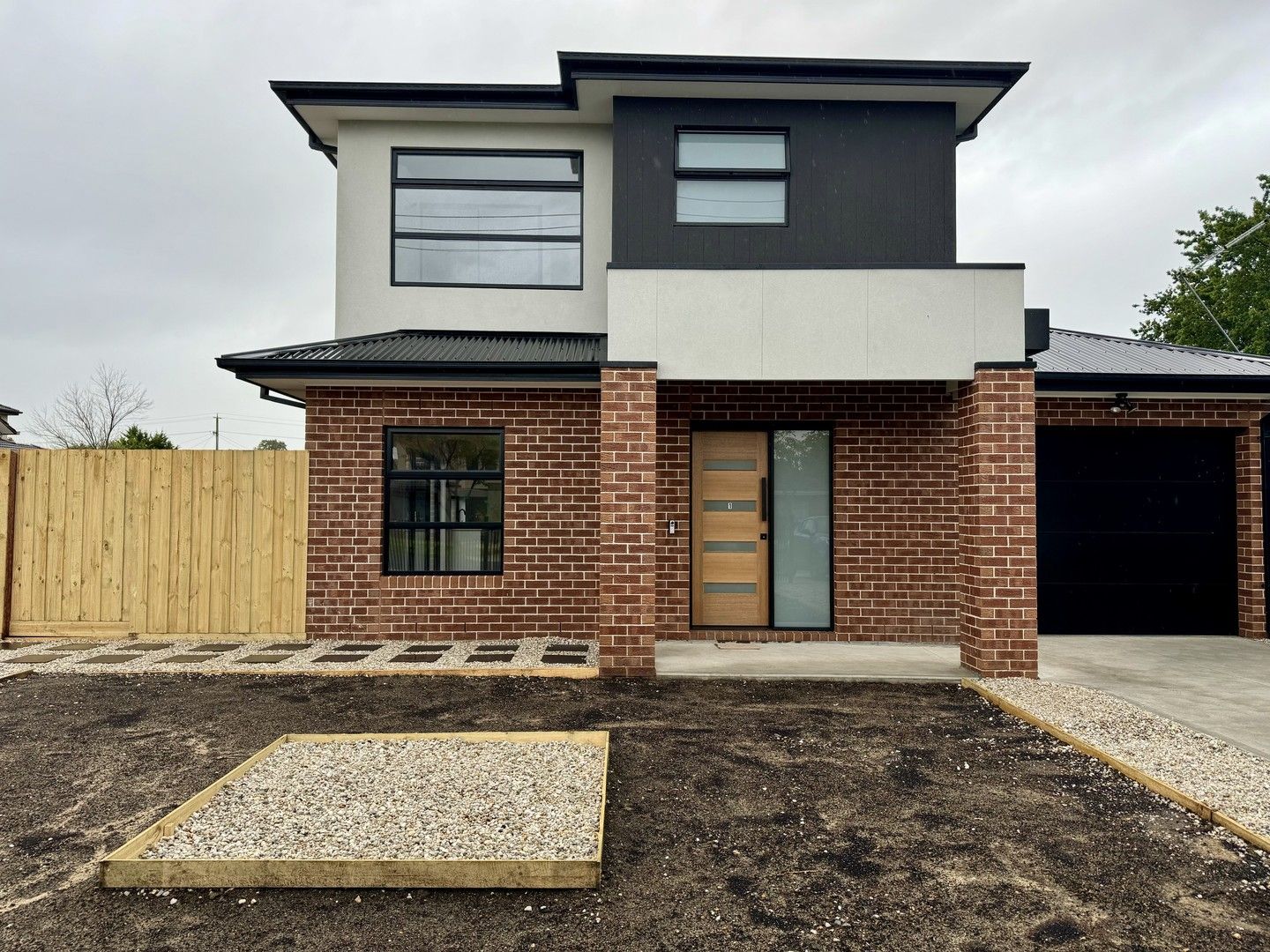 3 bedrooms Apartment / Unit / Flat in 1-2/106 Cuthbert Street BROADMEADOWS VIC, 3047