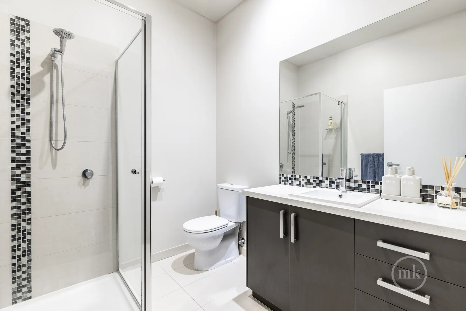 Additional image 9 of 1/1232 Main Road, Eltham VIC 3095