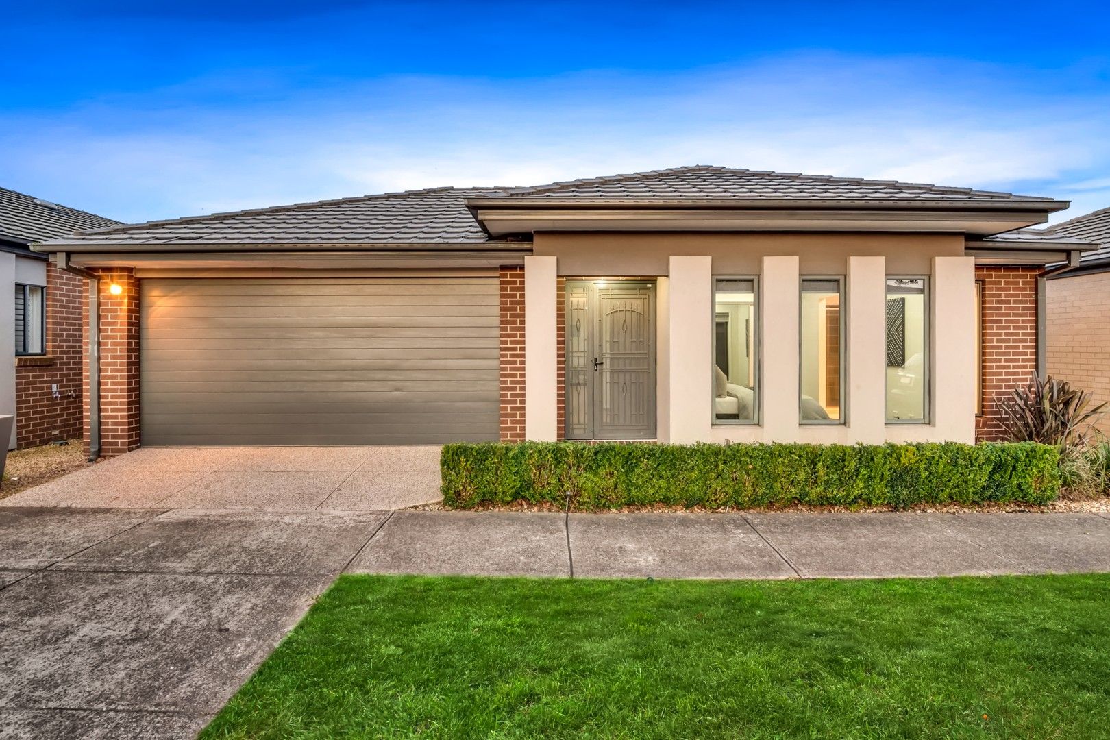 3 bedrooms House in 5 Rockwall Drive CRAIGIEBURN VIC, 3064
