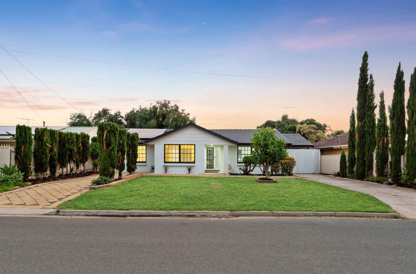 3 bedrooms House in 11 Beacon Crescent SEAFORD SA, 5169