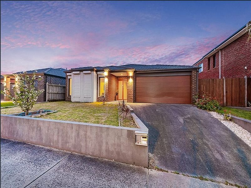 4 bedrooms House in 140 Boland Street LYNDHURST VIC, 3975