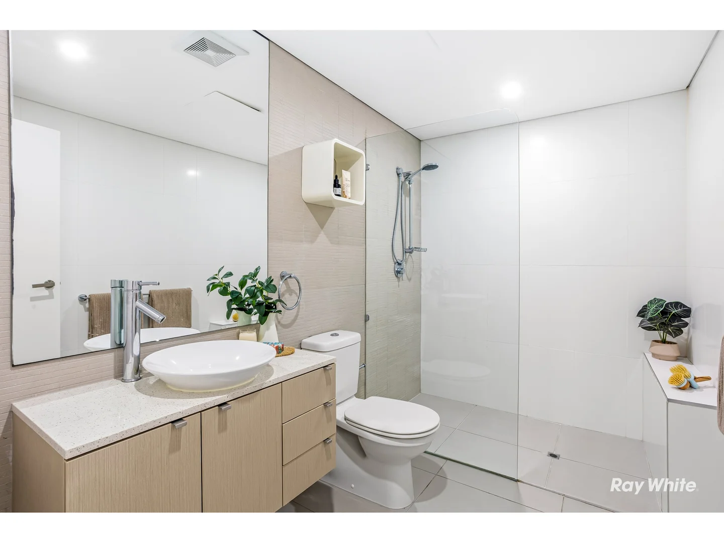 Additional image 18 of 1/16-18 Cliff Street, Yeppoon QLD 4703