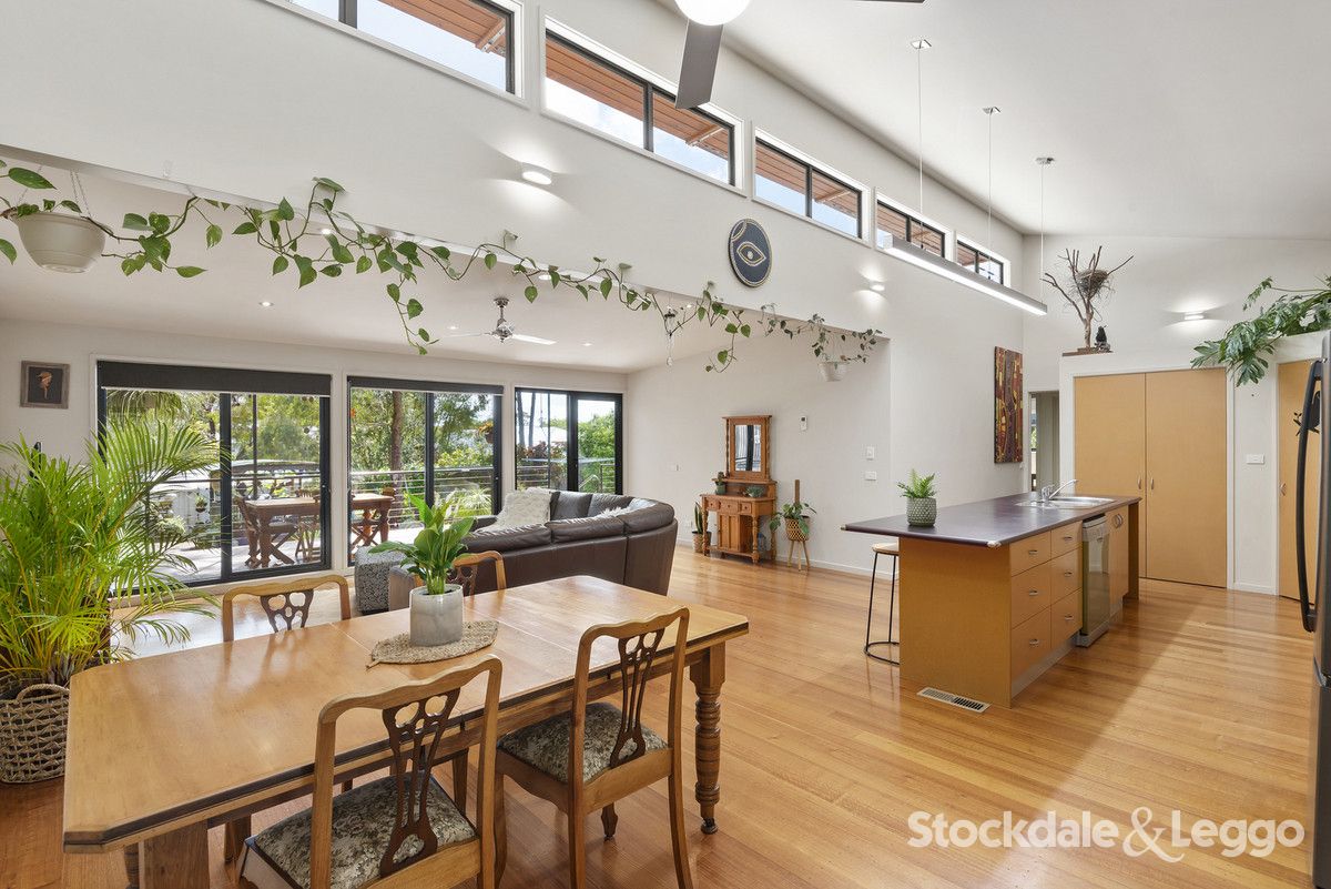 19 De Burgh Road, Drysdale VIC 3222, Image 2