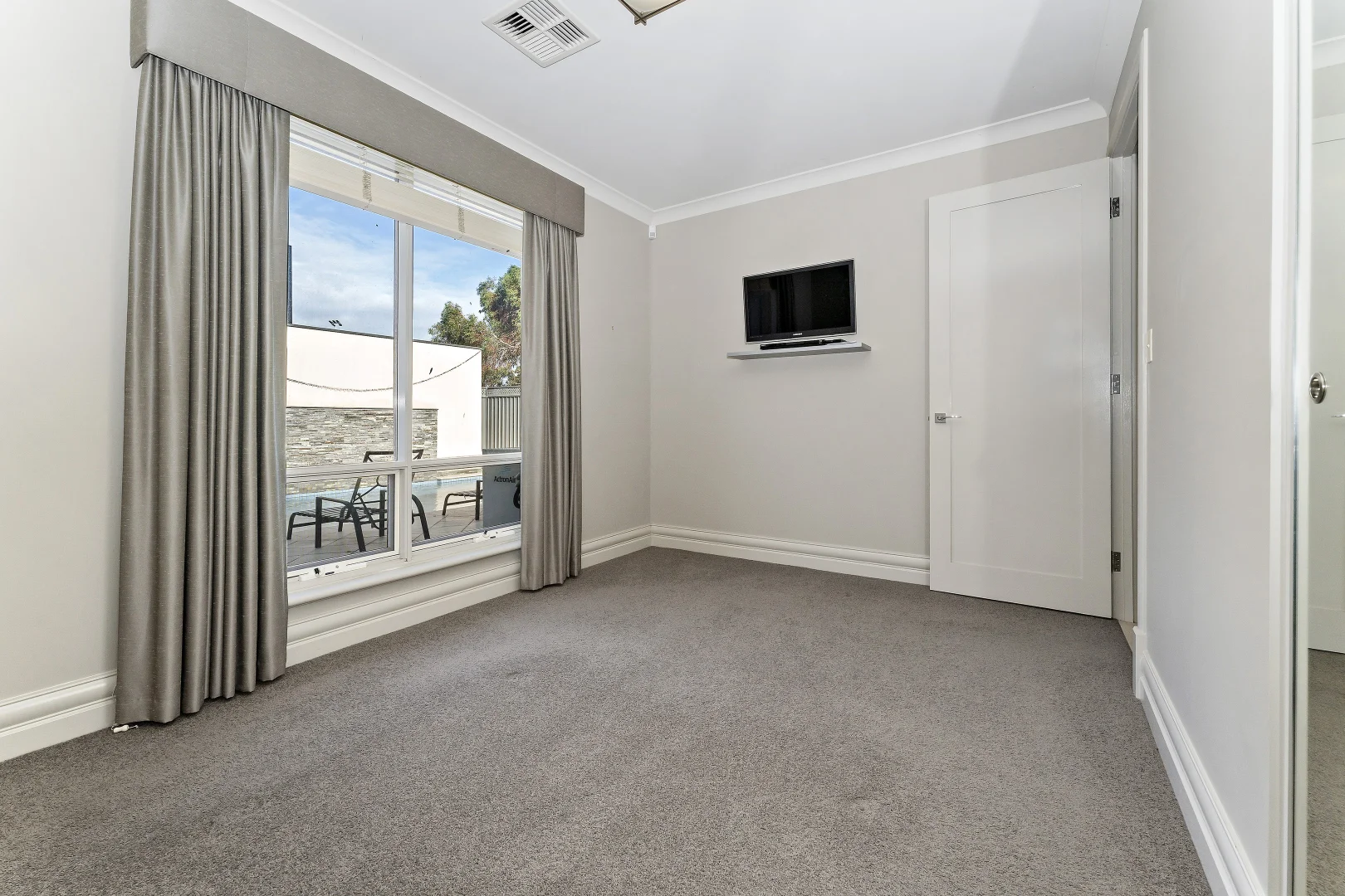 Additional image 10 of 172 Robin Road, Semaphore South SA 5019