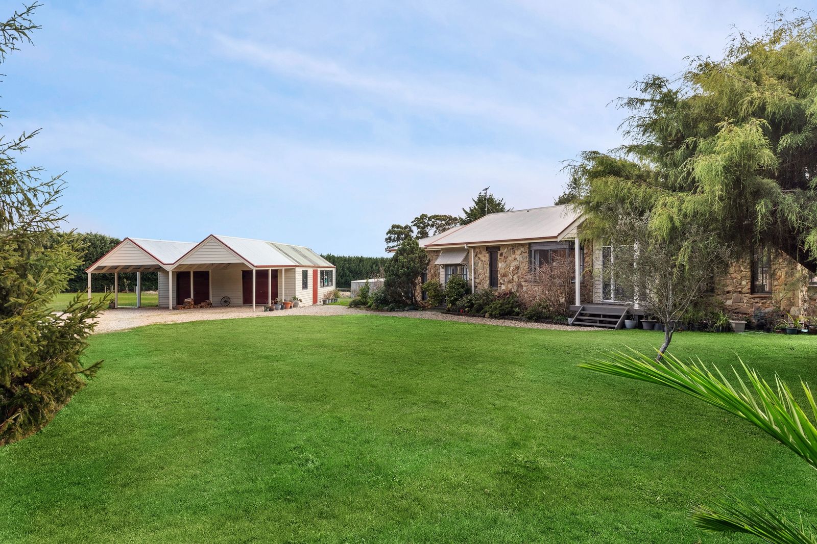 32 Westview Court, VIC 3444 House for Sale 1,495,000