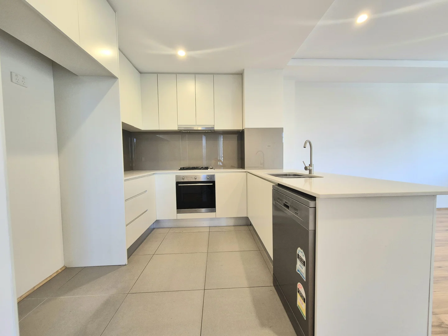 Additional image 4 of 105/690 Princes Hwy, Kogarah NSW 2217