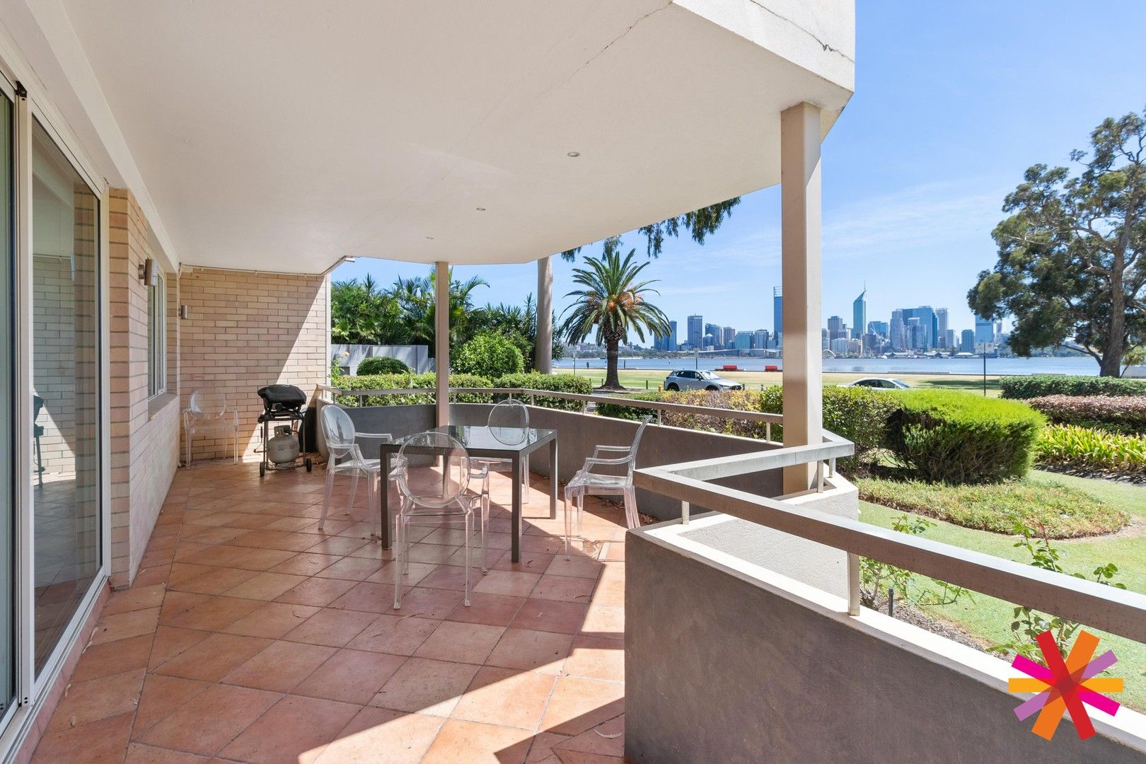 2 bedrooms Apartment / Unit / Flat in 4/101 South Perth Esplanade SOUTH PERTH WA, 6151