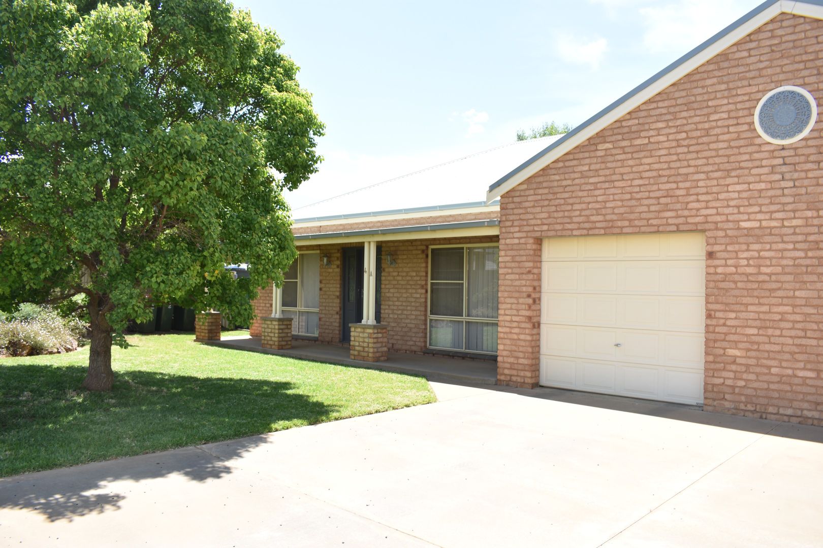 4A Marshall Place, Parkes NSW 2870, Image 1