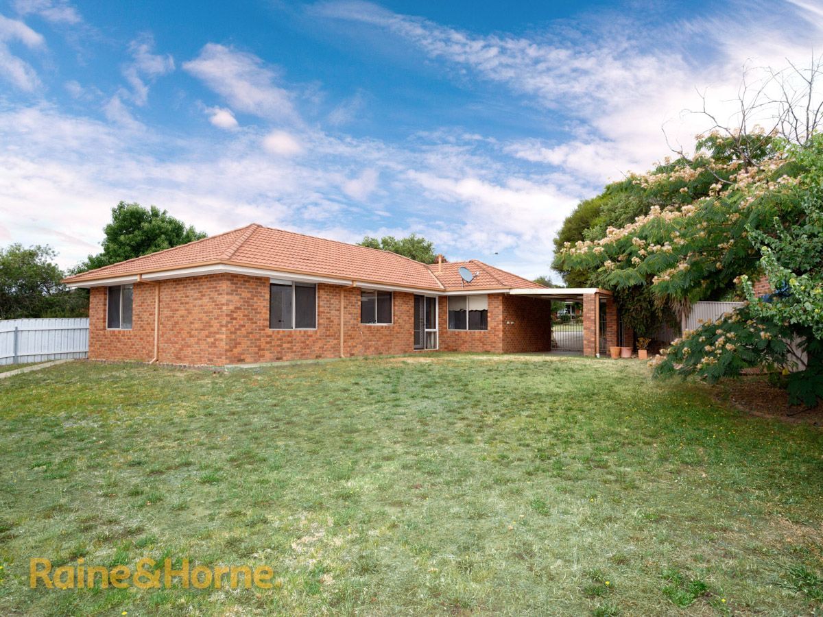 10 Harrier Street, Estella NSW 2650, Image 1