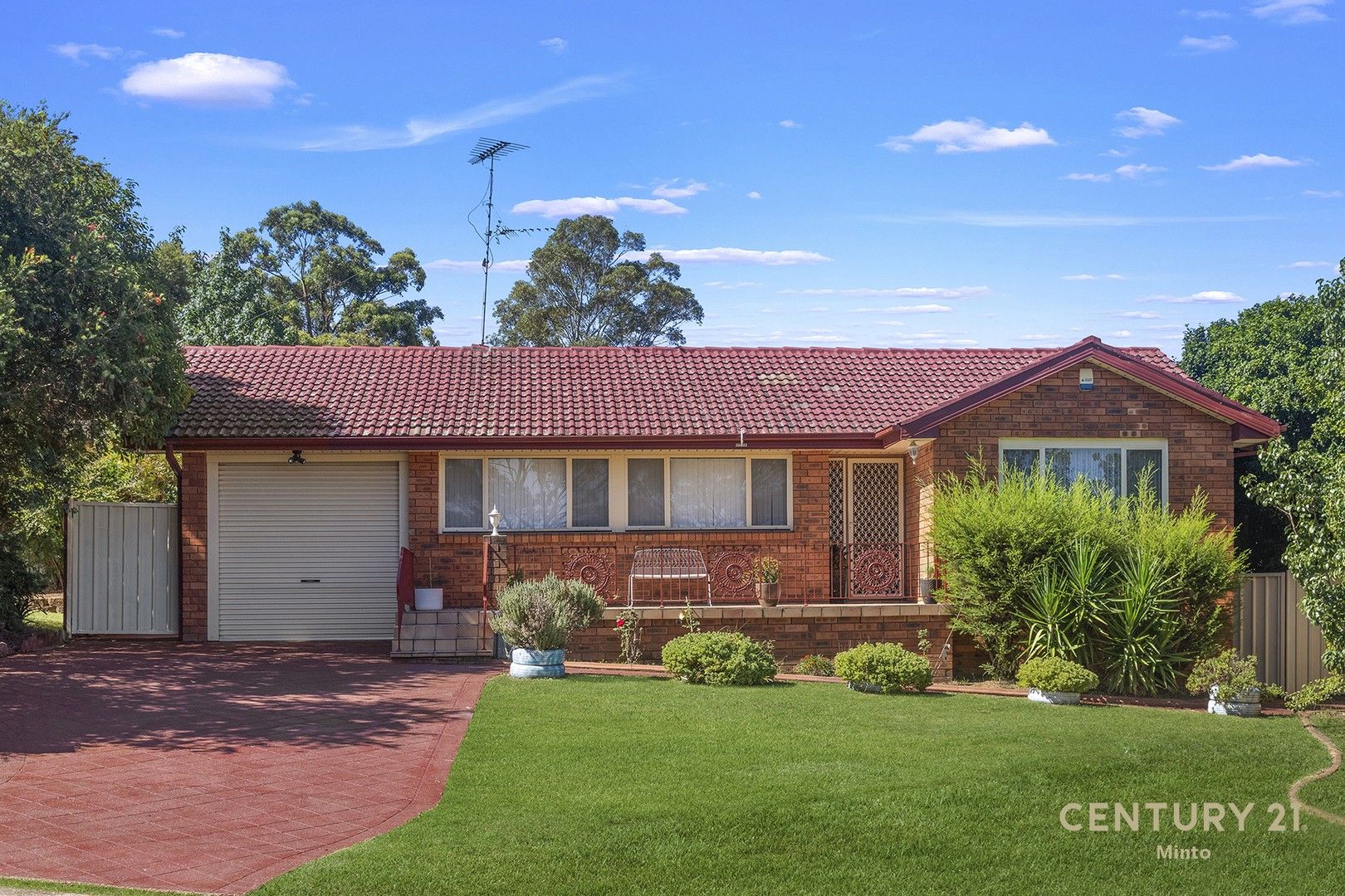 9 Balook Crescent, Bradbury NSW 2560, Image 1